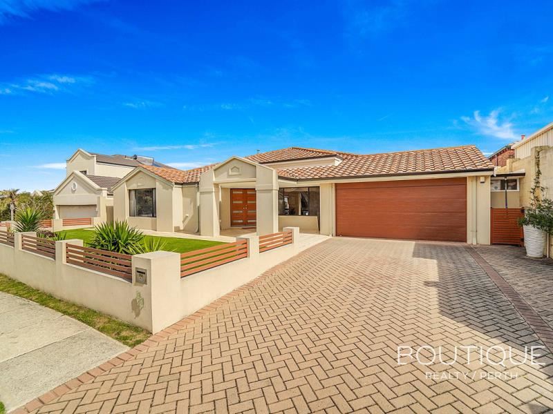 35 Santa Monica Parade, Iluka