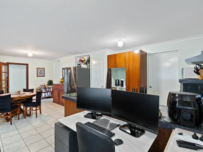 10 Coorong Turn, Warnbro WA 6169