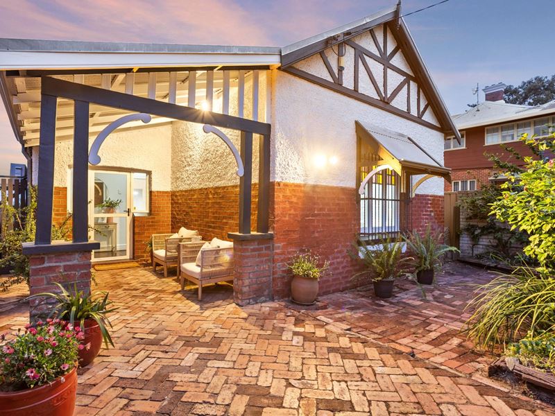 125 Lincoln Street, Perth