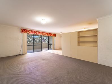 2/9 Kent Street, Rockingham WA 6168