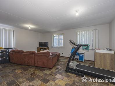 14 Dounley Street, Balga WA 6061