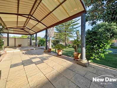 37 Dampier Loop, Mirrabooka WA 6061