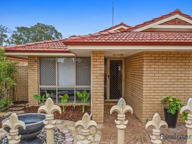 4 Parkwater Cove, Halls Head WA 6210