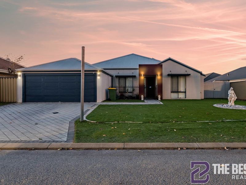 8 Bressingham Street, Canning Vale WA 6155