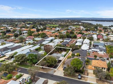 76 Welwyn Avenue, Salter Point WA 6152