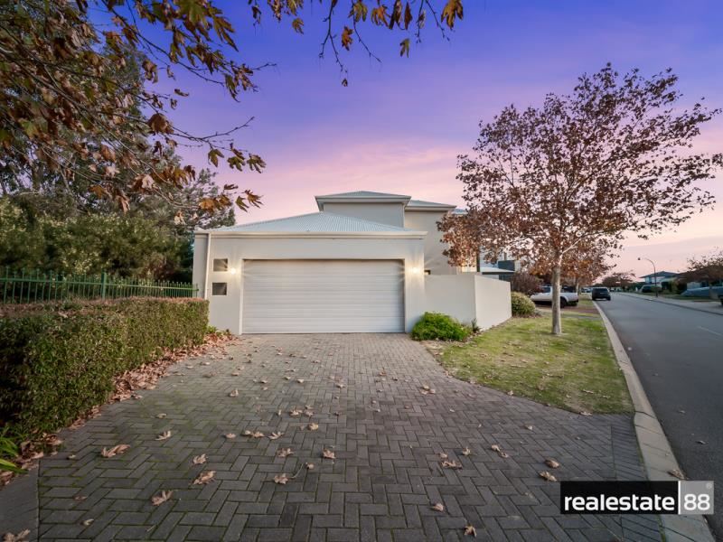 1 The Lakes Boulevard, Jandakot WA 6164