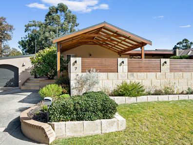 7 Cordova Court, Craigie WA 6025