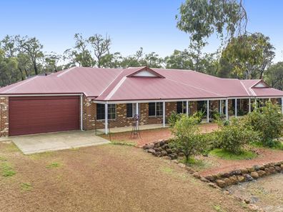 174 Holstein Loop, Lower Chittering WA 6084