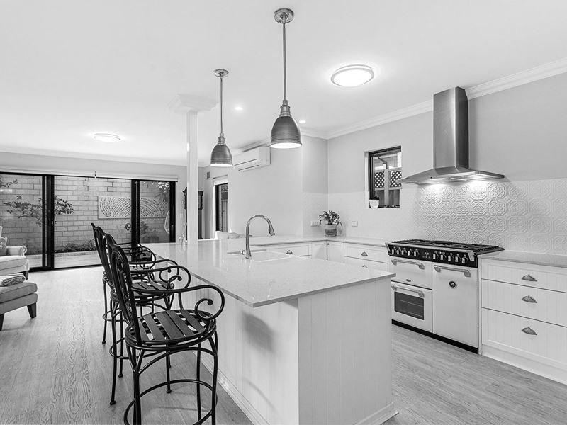 28A Stewart Street, Scarborough