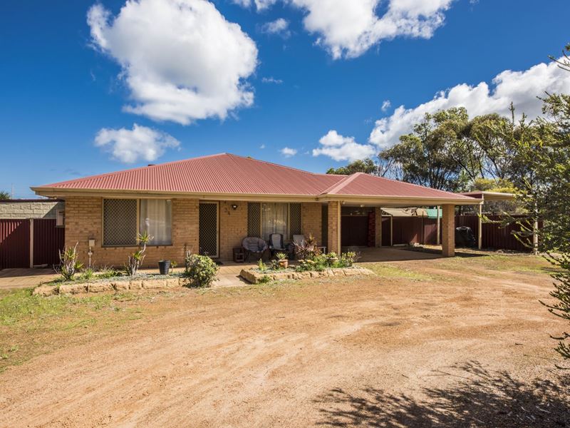 34 Longva Road, Moresby