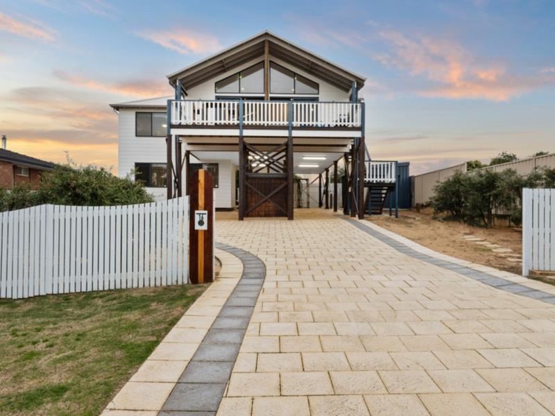 16 Verona Crescent, Falcon