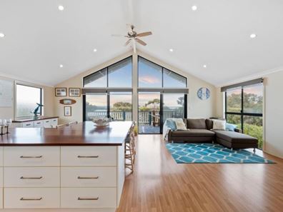 16 Verona Crescent, Falcon WA 6210