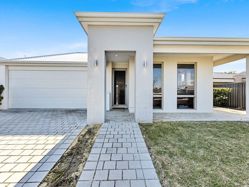 17 Strive Loop, Girrawheen WA 6064