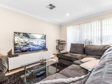 5 Aquamarine Parade, Treeby WA 6164