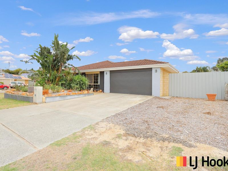 2 Chuditch Close, Brookdale WA 6112