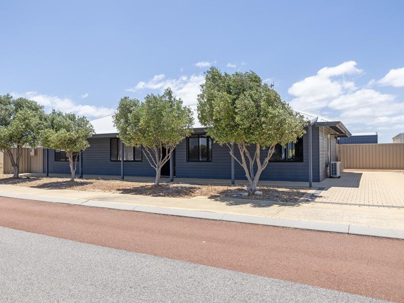 23 Meelup Drive, Jurien Bay