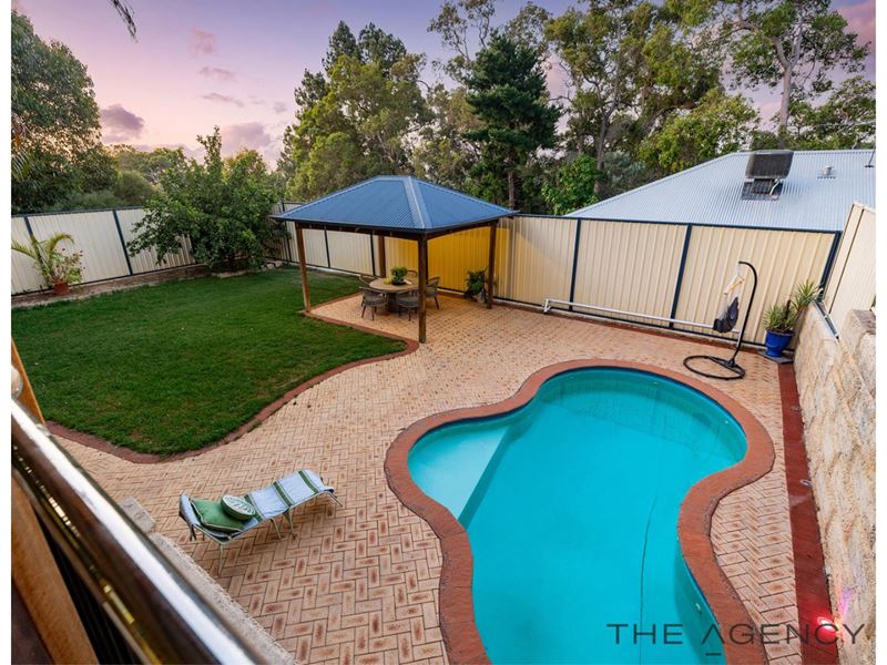 4 Snowball Road, Kalamunda WA 6076