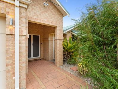 70 Pimento Circle, Port Kennedy WA 6172