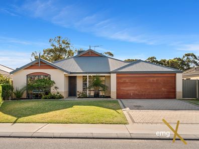 35 GLASTONBURY ST, Leda WA 6170