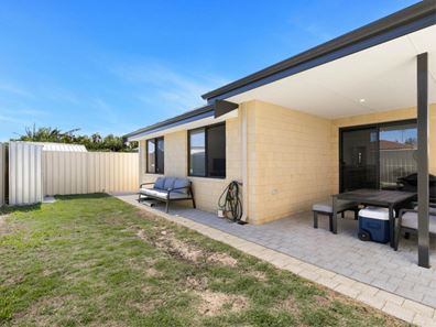 10A Plover Place, Ballajura WA 6066