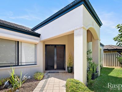 16 Lomax Court, Beeliar WA 6164