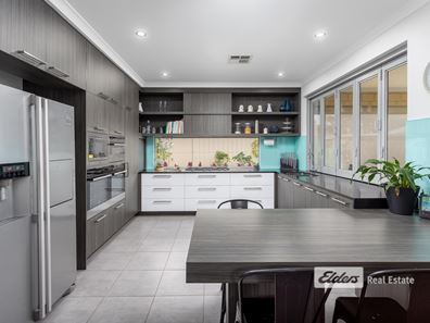 6 Glenelg Drive, Millbridge WA 6232