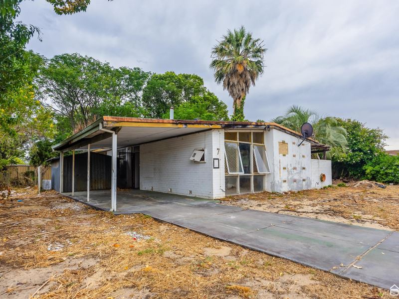 7 Dawson Street, Armadale WA 6112