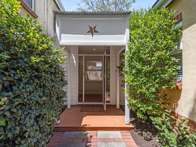 7 Boreham Street, Cottesloe WA 6011