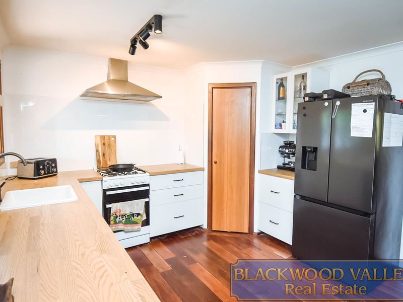82 Telluride Street, Greenbushes