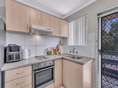 37/29 Heard Way, Glendalough WA 6016