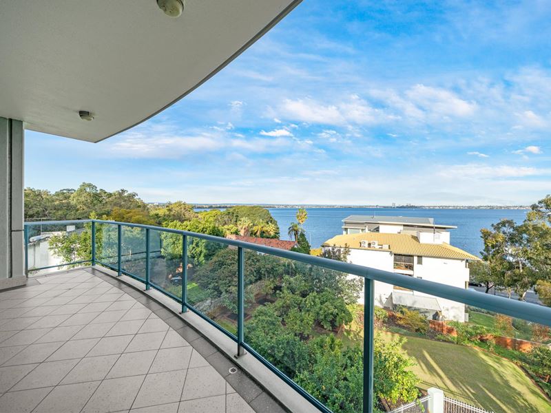 4/10 Kings Park Avenue, Crawley WA 6009