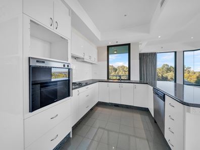 4/10 Kings Park Avenue, Crawley WA 6009