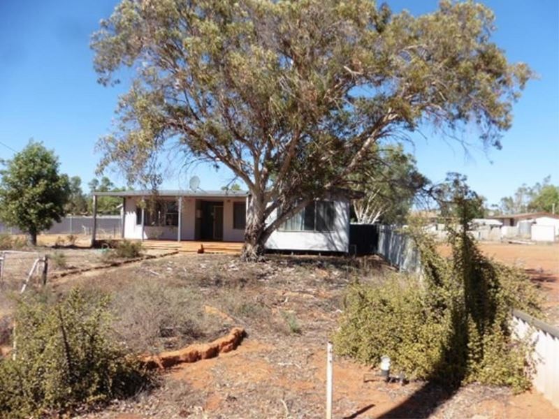 140 North Road, Perenjori WA 6620