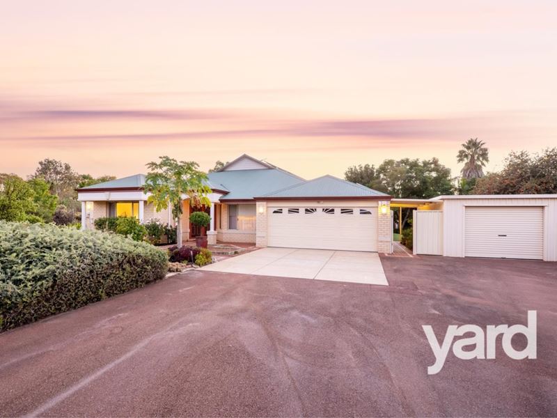 32 Scovell Crescent, Anketell WA 6167