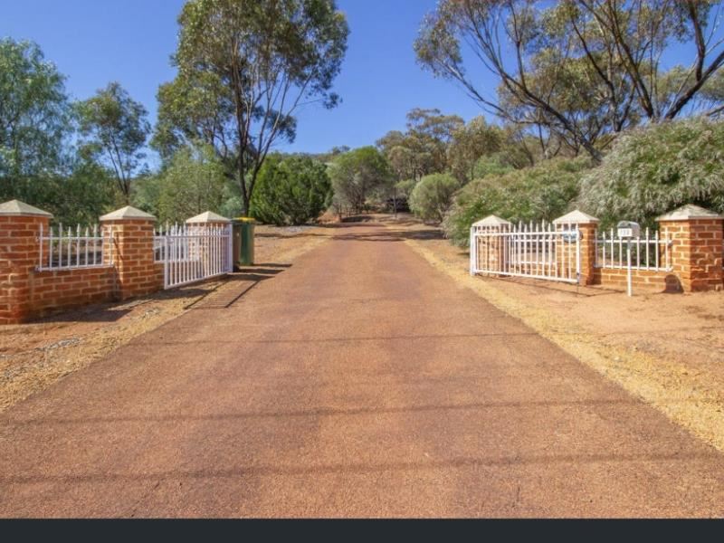 123 Herbert Road, York WA 6302