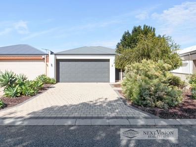 35 Coniston Bend, Waikiki WA 6169