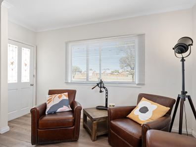 94 Shaw Street, Coolgardie WA 6429