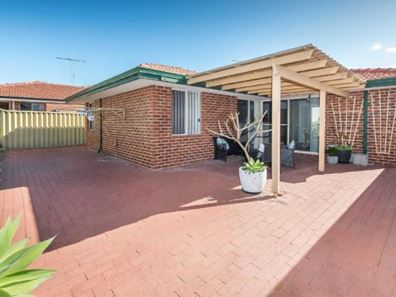 14b Hibernia Rise, Sorrento WA 6020