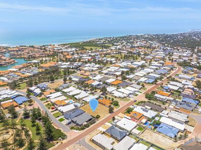 15 Buckingham Drive, Wannanup WA 6210
