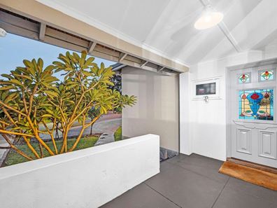 2 Excelsior Street, Shenton Park WA 6008