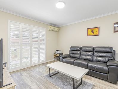 27C/305 Harborne Street, Glendalough WA 6016