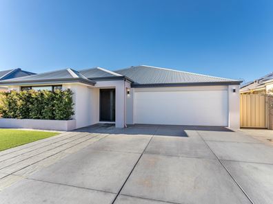 31 Hayfield Road, Southern River WA 6110