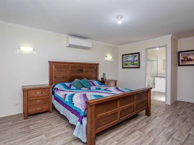 31 Hayfield Road, Southern River WA 6110