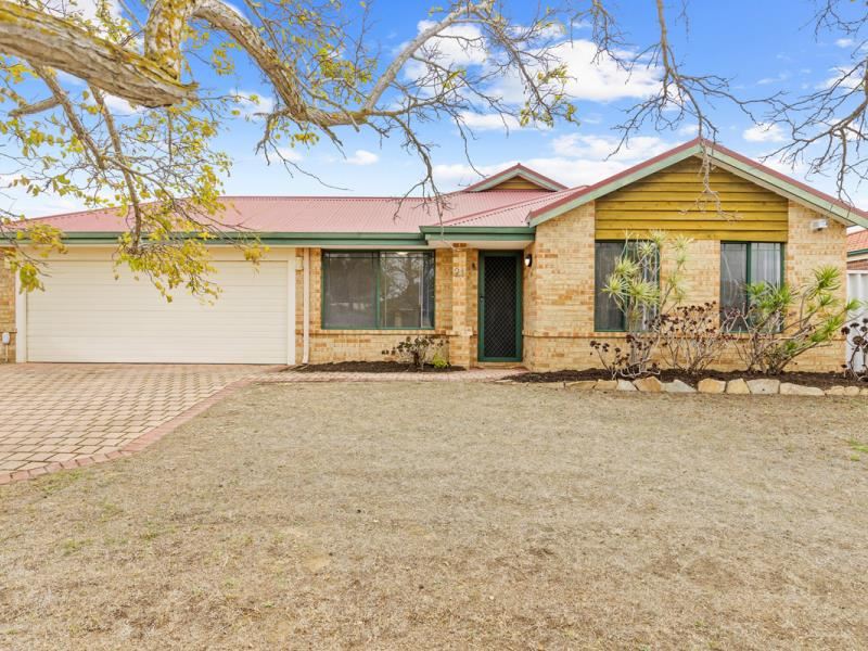 21 Trevino Drive, Port Kennedy WA 6172
