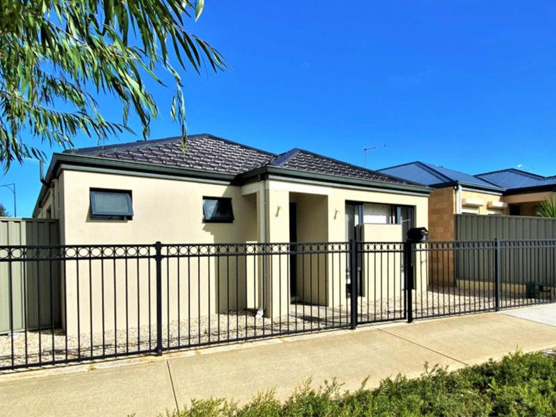 3 Chipping  Crescent, Wellard