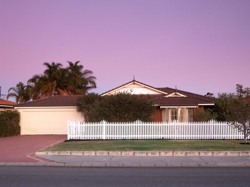 89 Brenchley Drive, Atwell WA 6164