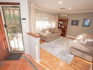 89 Brenchley Drive, Atwell WA 6164