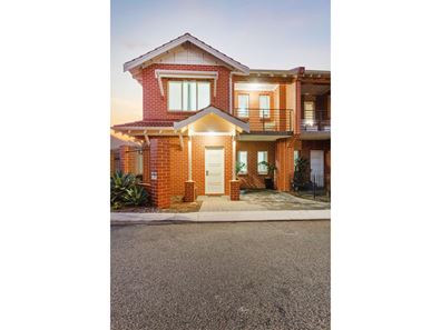 10 Sleaford Lane, Mount Lawley WA 6050