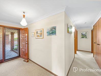 6 Fitzgerald Way, Australind WA 6233