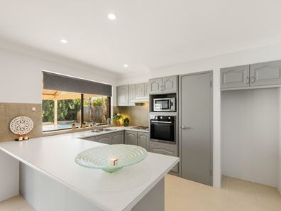 40 Glenarber Way , Willetton WA 6155